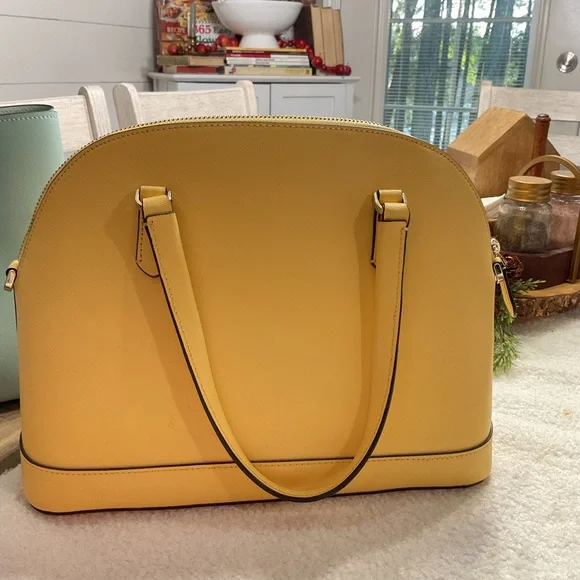 Kate Spade Dome Bag Sunshine Yellow - Picture 2 of 2